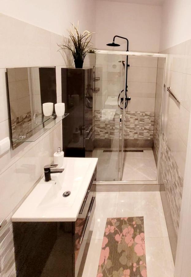 Mirablue Appartement Krakau Buitenkant foto